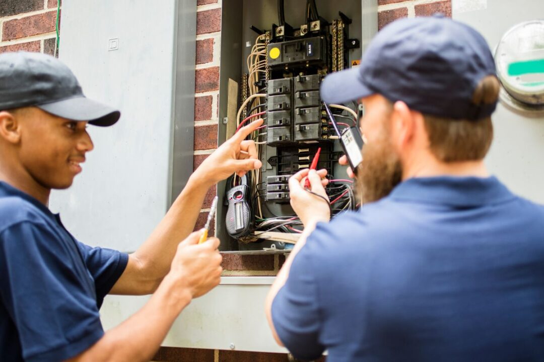 Can I Change 15 AMP Breaker To 20 AMP? (Cost+How To) » Fix It Wired