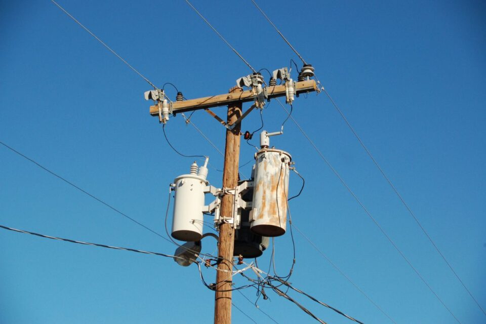 Is A Buzzing Transformer Dangerous? » Fix It Wired