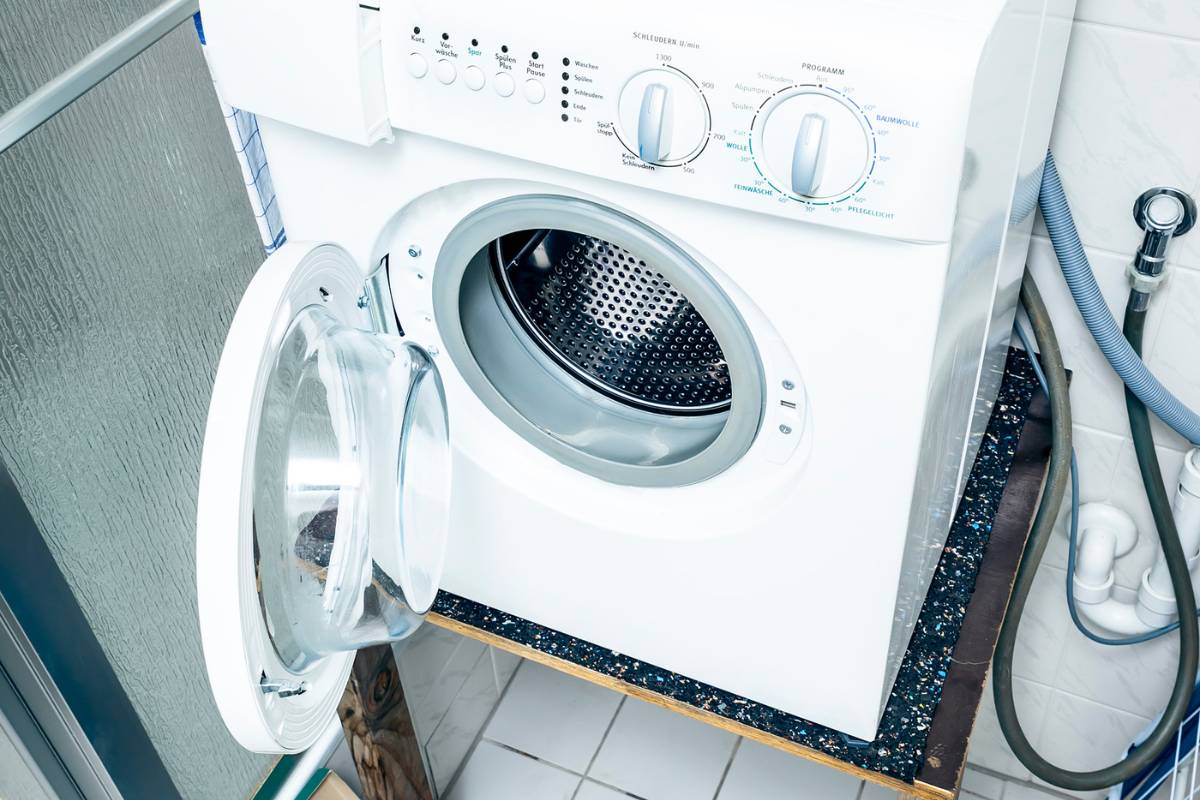 6 Reasons Your Washing Machine Makes Loud Noise At End Of Spin Cycle