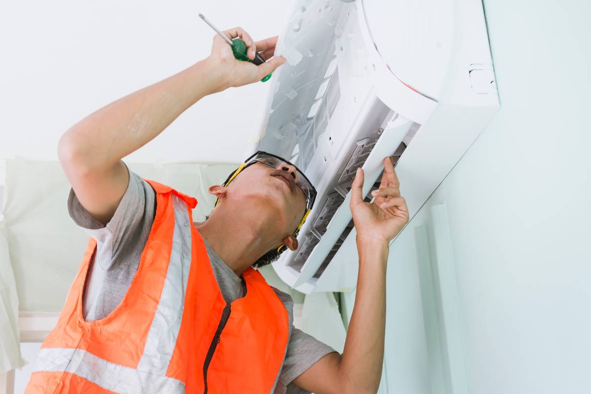 18 Reasons Your Air Conditioner Won't Turn On (+Fix) » Fix It Wired